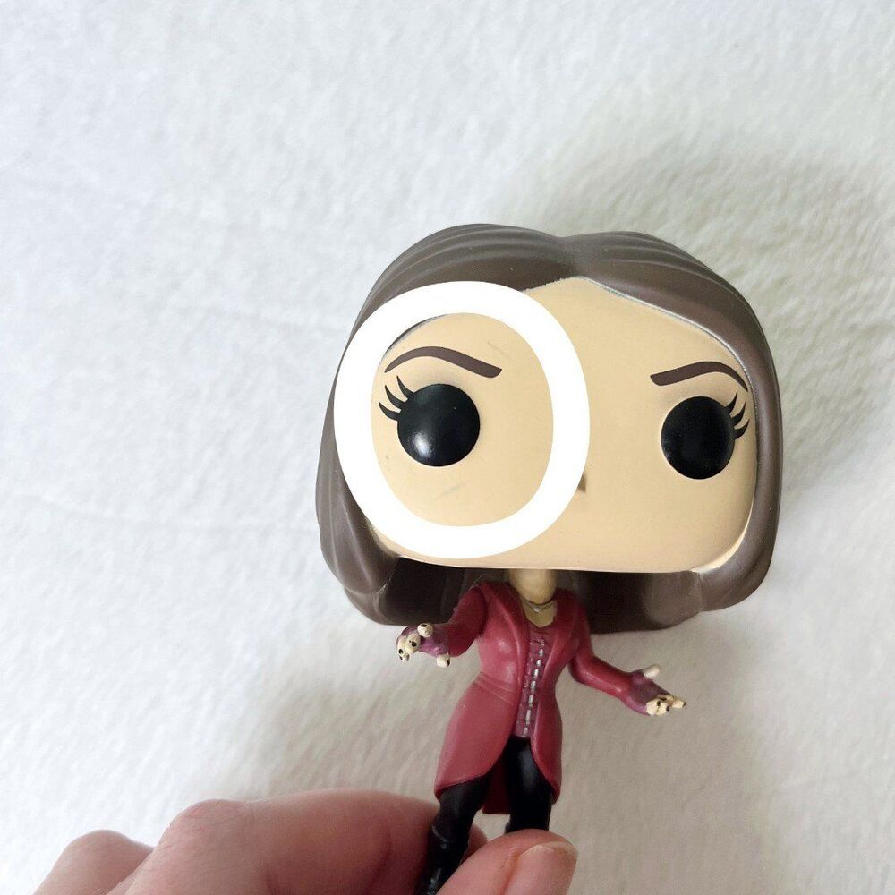 Scarlet Witch Funko Pop 133 Captain America - Picture 3 of 3